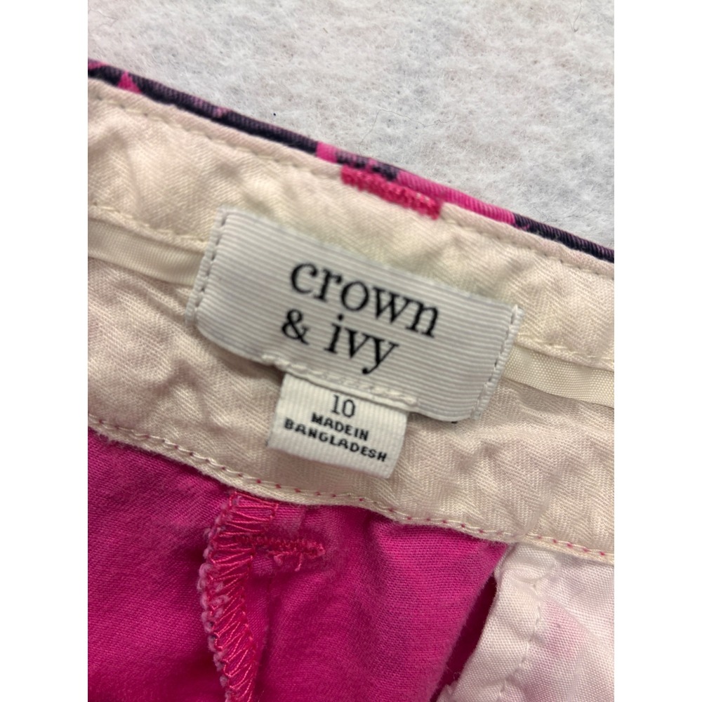 Crown & Ivy Casual Chino Shorts Preppy Elephant Print Stretch 10 Pink Boho Indie - Picture 2 of 9